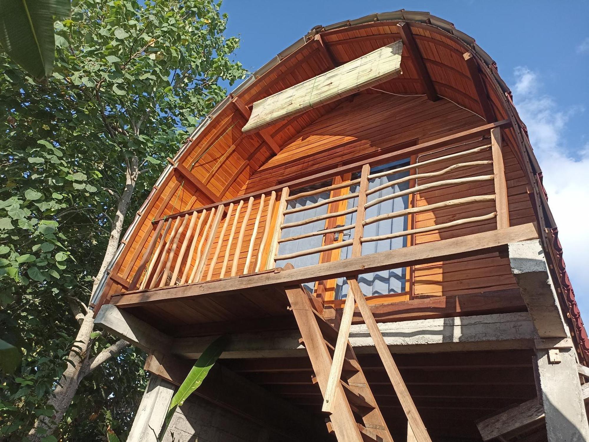 Ferienwohnung Ayolah Surf House &Surf Camp Jembrana Exterior foto